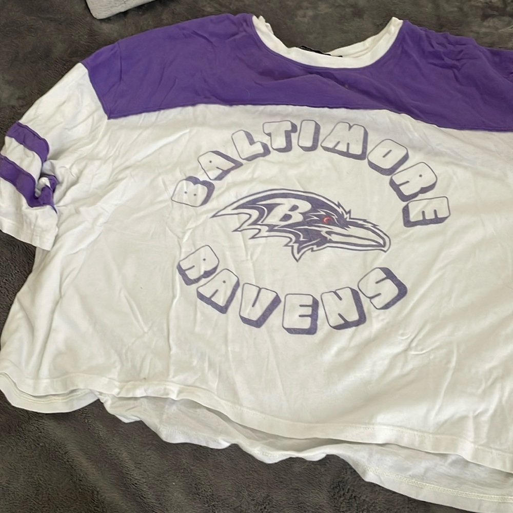Cropped Baltimore ravens tee
